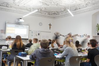 09.jpg