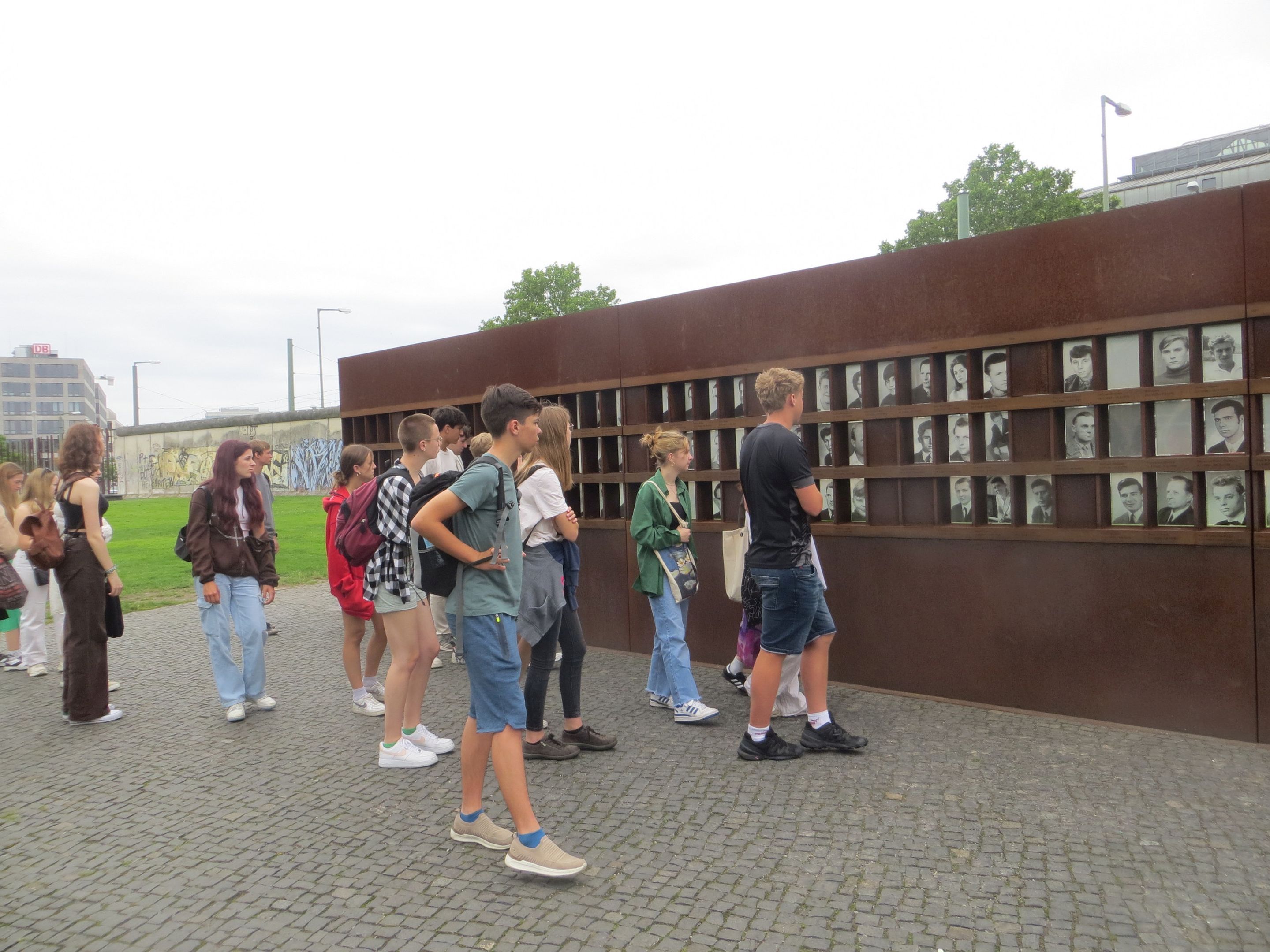 Tag4_BerlinerMauer2.jpg