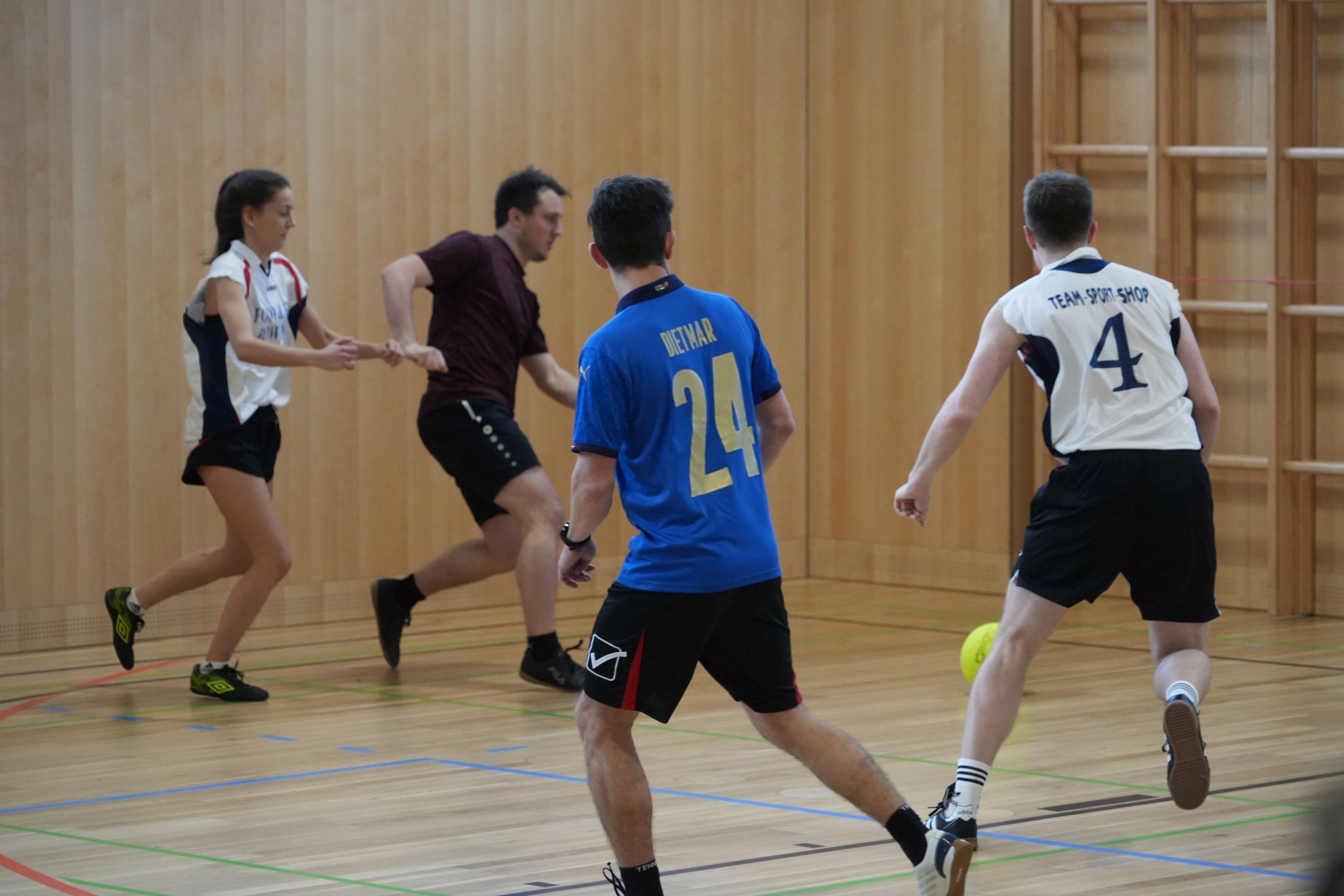 77025618-5285-4DEC-BAC7-7521C7740047.jpg